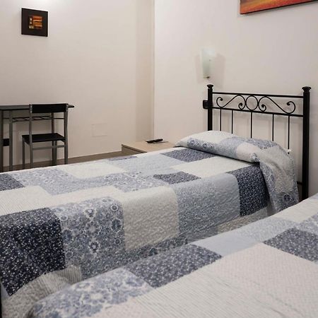 Bed and Breakfast Il Giardino Dell'Eden Acilia Exterior foto